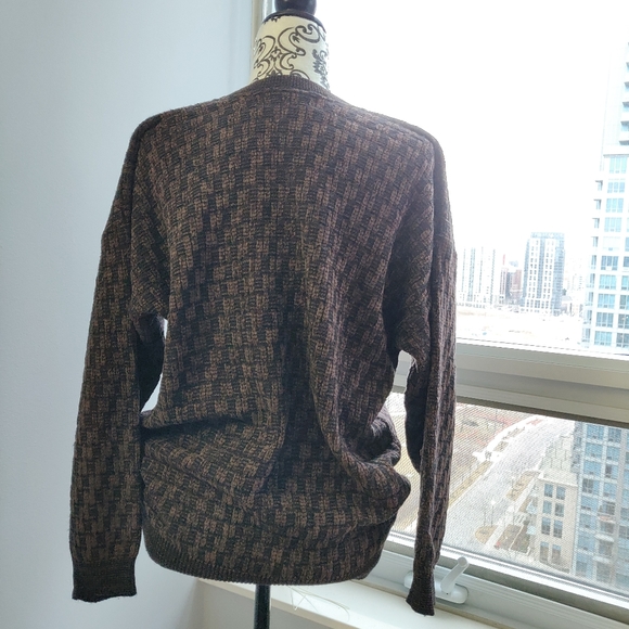 Unisex Over Size Knit Pullover Sweater in Brown - Picture 4 of 8